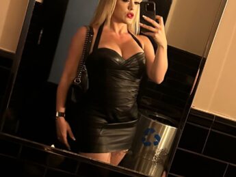 Dine-with-Mistress-Tess
